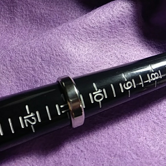 SOLD Men's Titanium band cushion fit sz 11 new - Picture 3 of 3